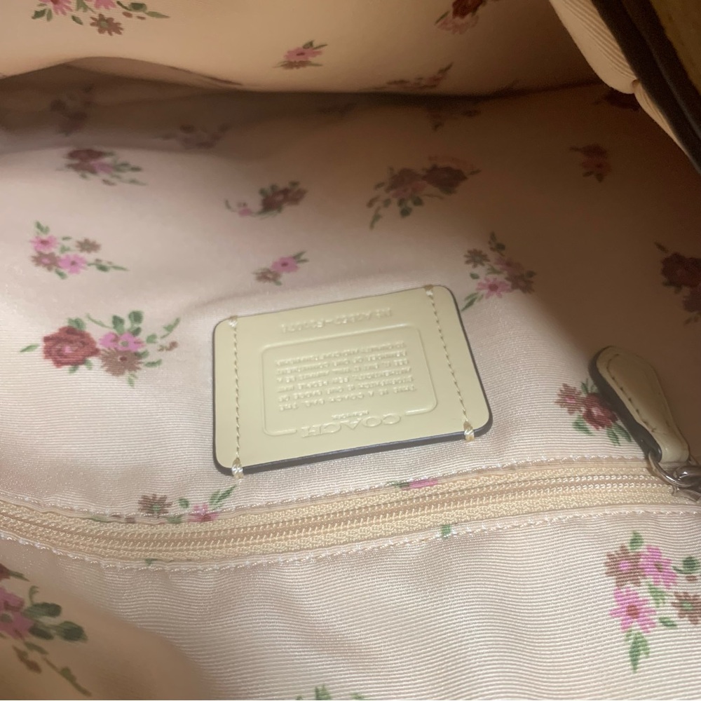 Coach Yellow Leather Shoulder Bag - Picture 3 of 17